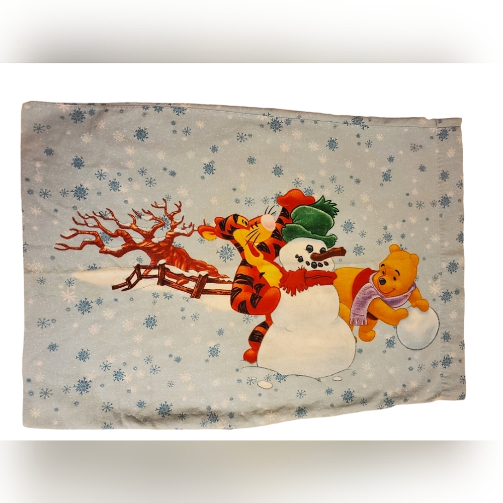 Vintage Winnie the pooh Christmas pillowcase